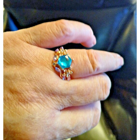Blue Polygon Stone Ring Gold Band Flowers Lilac Size 8 - Picture 3 of 9